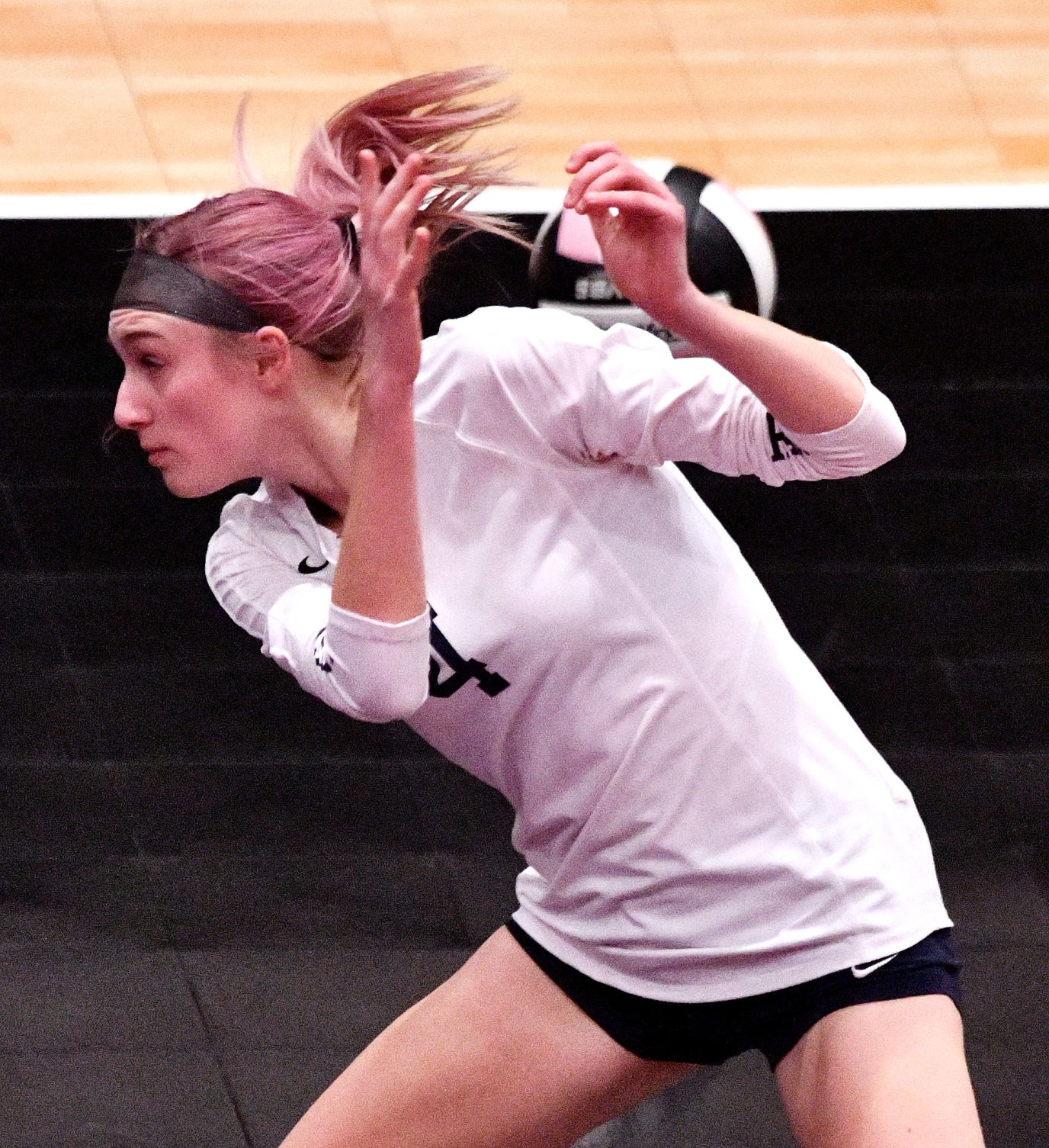 Western Christian vs Hudson state volleyball